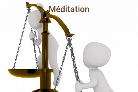 Balance de justice avec des hommes montant, symbole du jugement selon Ézéchiel 24:14.